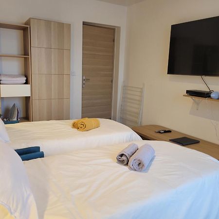 Amazing Apartment A Stone'S Throw From The City Of Lights - Paris Clichy Luaran gambar