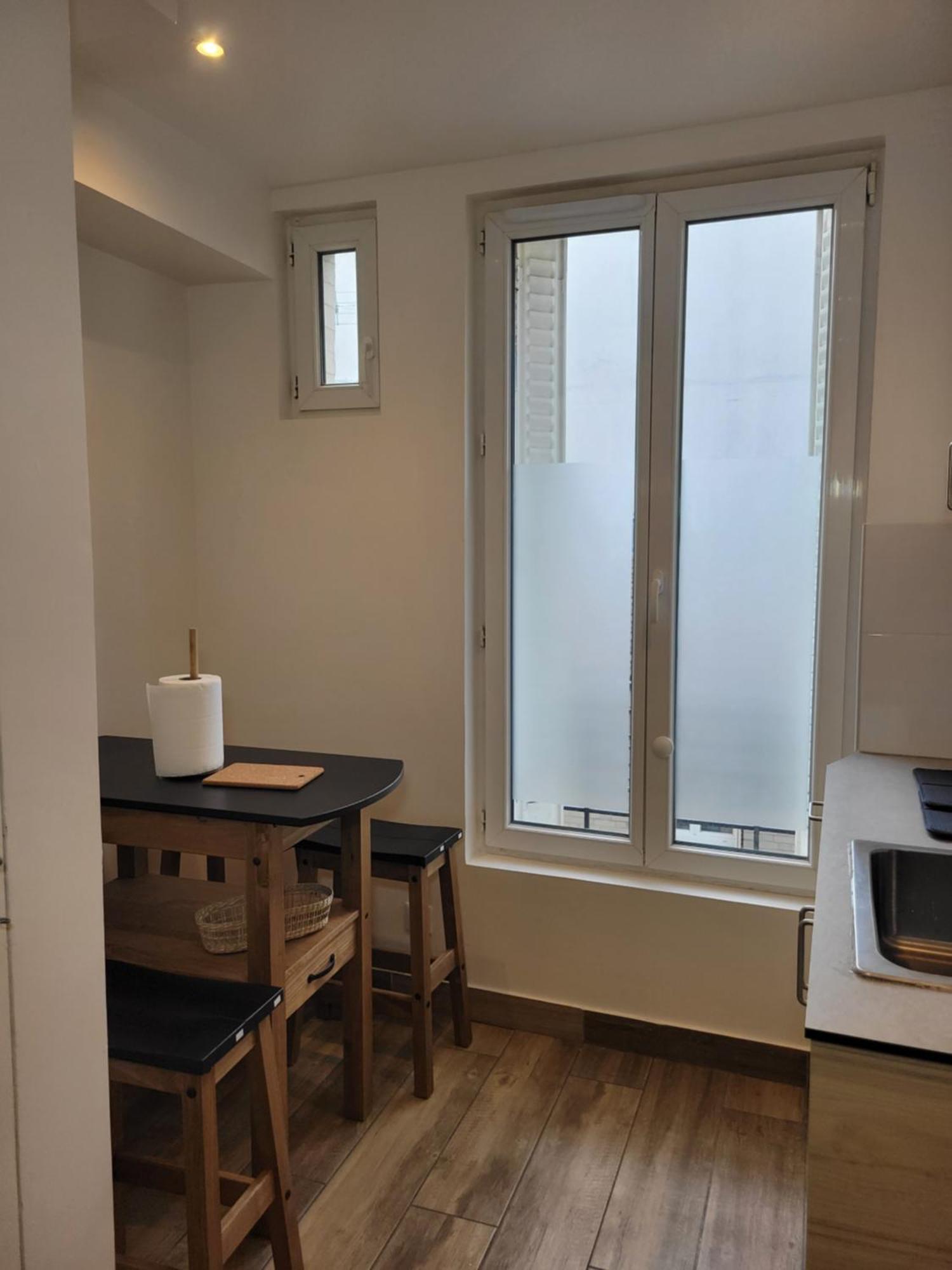 Amazing Apartment A Stone'S Throw From The City Of Lights - Paris Clichy Luaran gambar